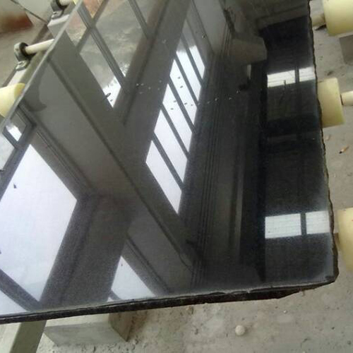 Automatic polishing machine for marble or graniteslabs