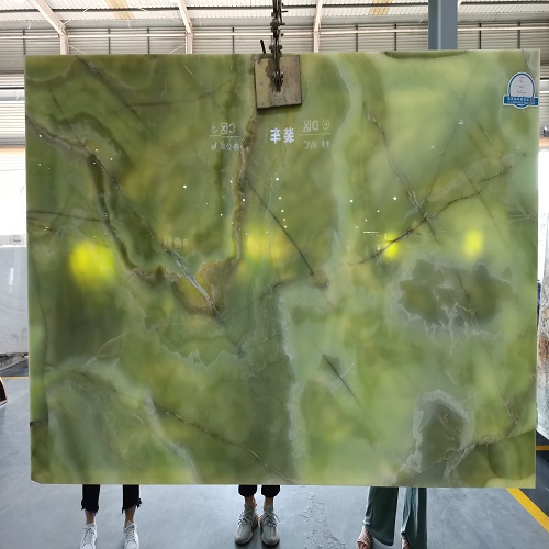 GREEN ONYX