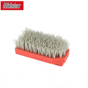 Diamond brush