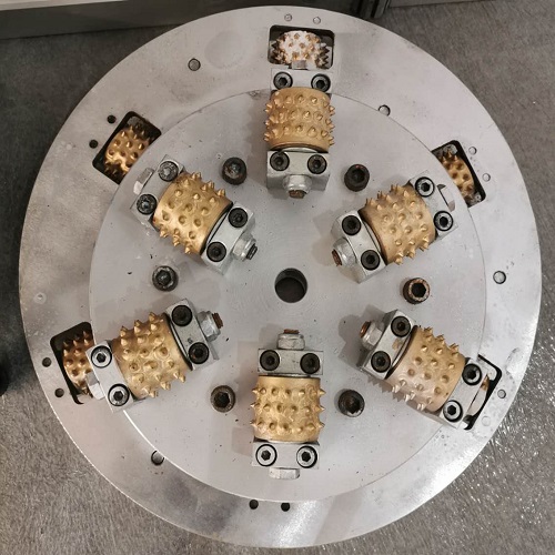 Litchi flour grinder