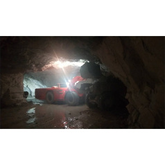 LB7 Underground Battery Loader